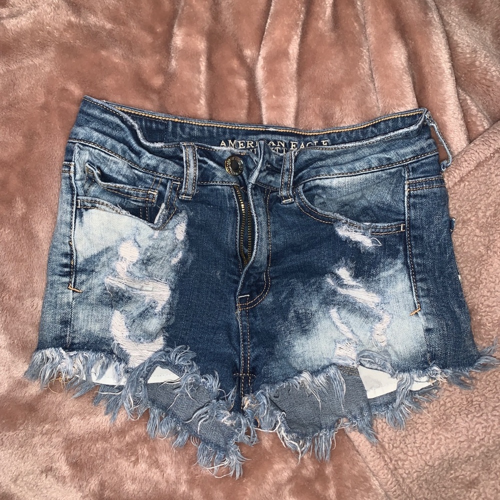 American Eagle ripped jean shorts